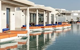 Cresanto Luxury Suites